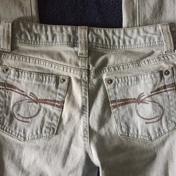 SO Light Wash Skinny Jeans 1 - Picture 2 of 4